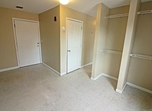 3rd image of 1725 Marlynn Dr APT 221