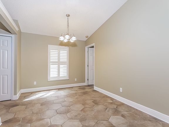4th image of 3045 Pineda Crossing Dr