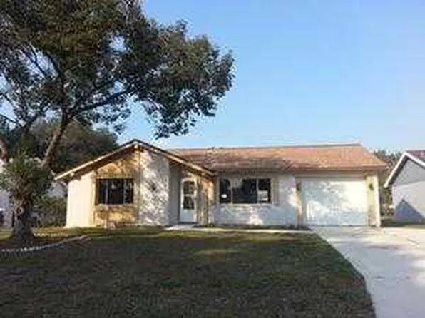 8411 Lincolnshire Dr, Hudson, FL 34667