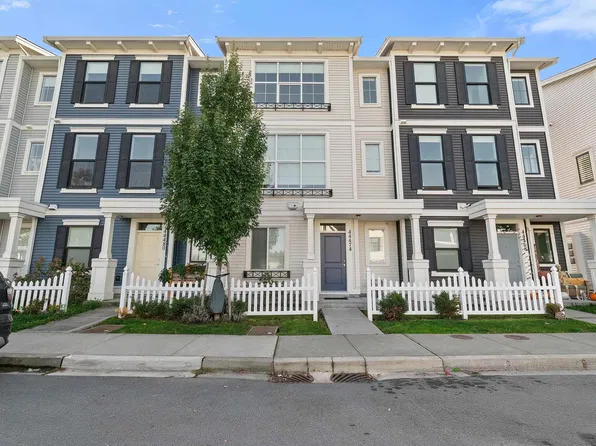 44474 Sherry Dr, Chilliwack, BC V2R 0R6