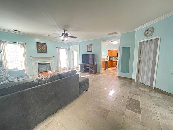 2nd image of 3417 Fairfax Woods Dr