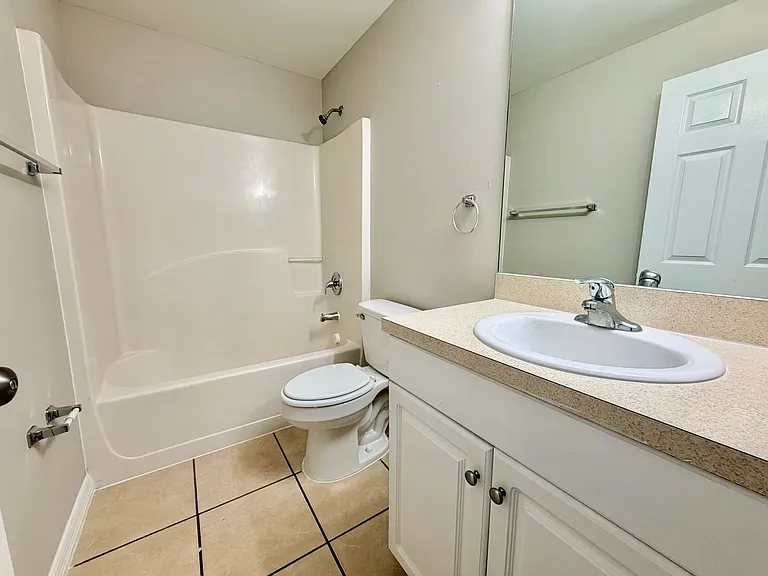 348 Bell Blvd S — Photo 7