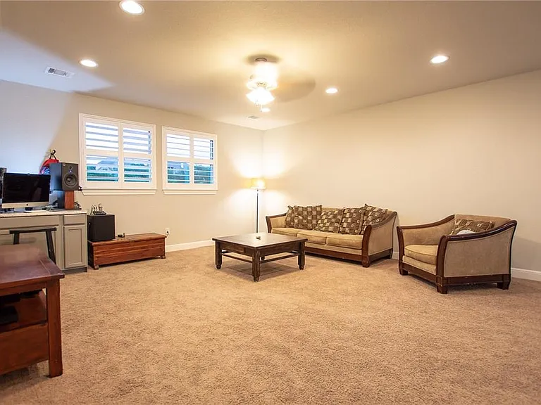 22521 Rock Wren Rd — Photo 32