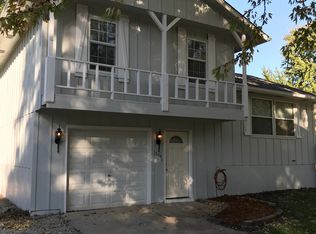 1604 S James St, Harrisonville, MO 64701