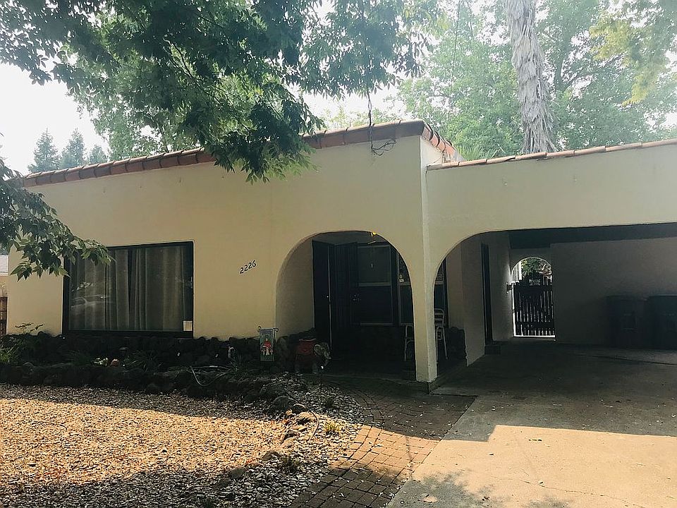 2nd image of 2226 Washington Ave