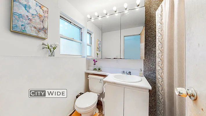 Rented by City Wide Apartments | media 9