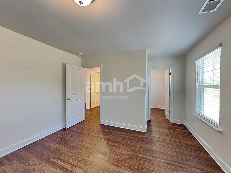 209 Stowe Rd — Photo 16