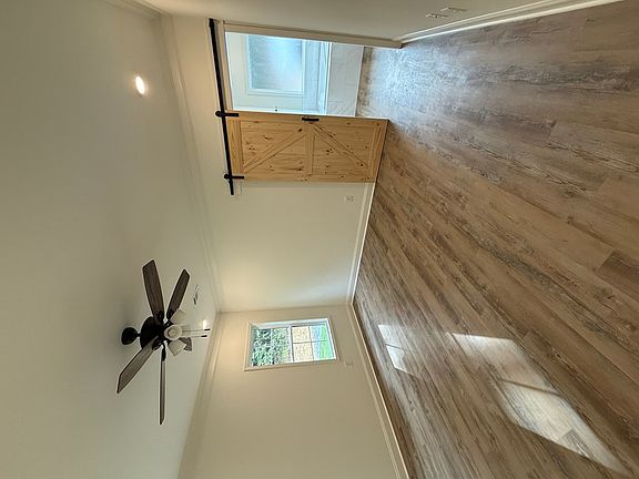 2nd image of 2143 Lee Road 281