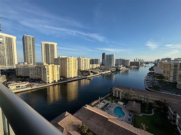5th image of 2602 E Hallandale Beach Blvd #R1503