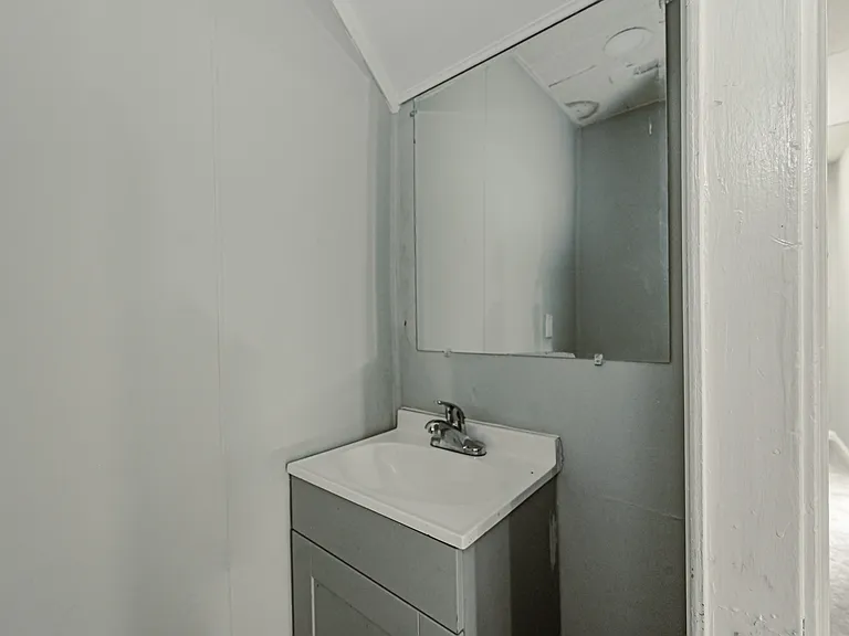 1314 N 21st St — Photo 51