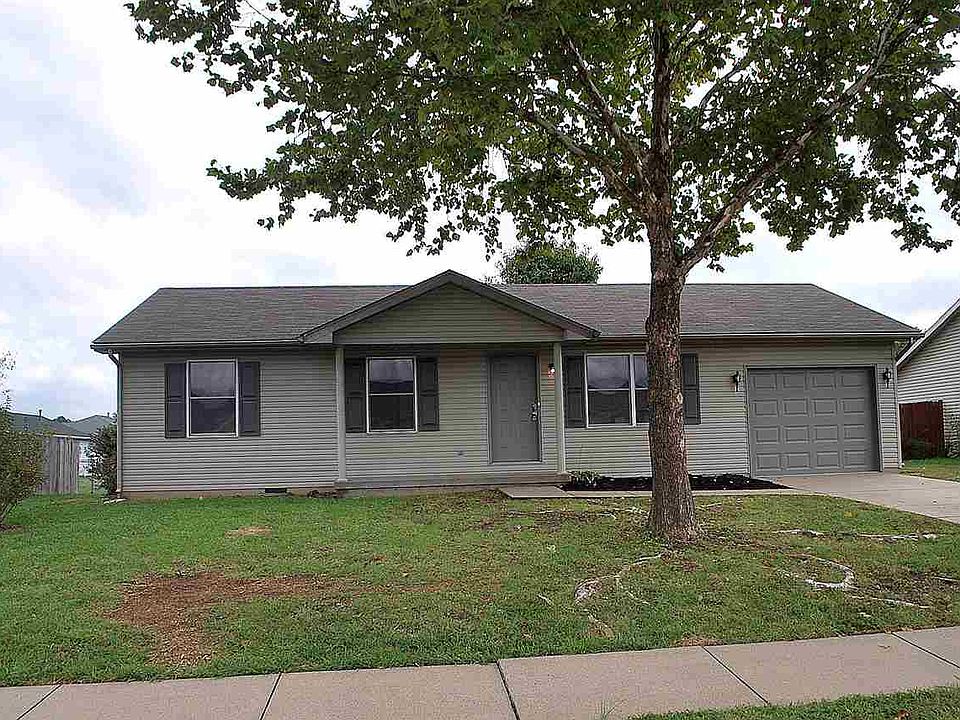 1st image of 4922 Yellowstone Dr