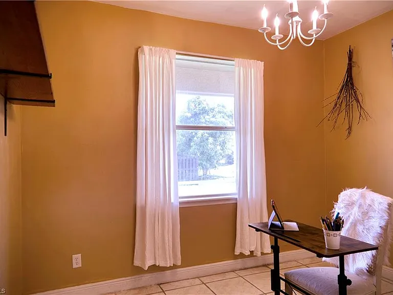 5325 Beauty St — Photo 3