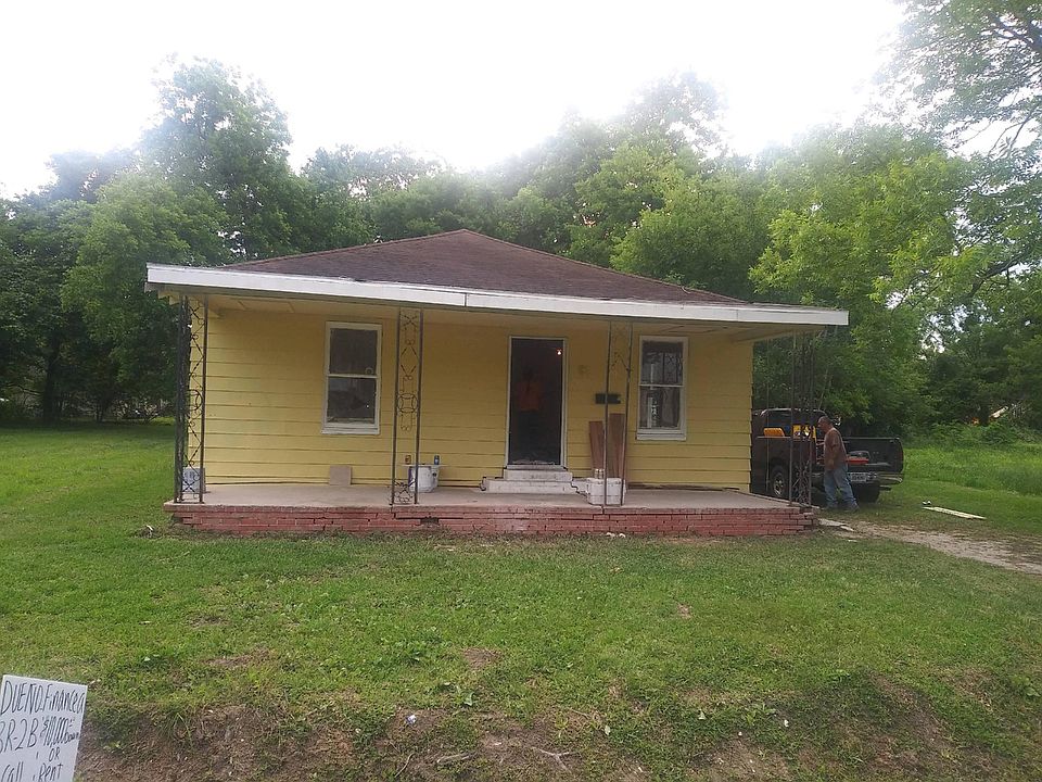 2nd image of 3565 Scranton St