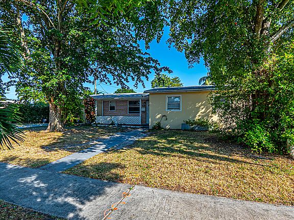 5th image of 2100 NW 62 Terrace