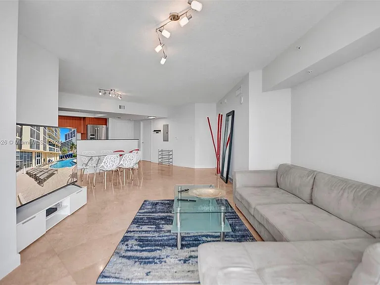 16699 Collins Ave #3105 — Photo 14