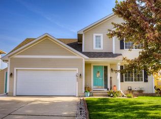 3843 122nd St, Urbandale, IA 50323