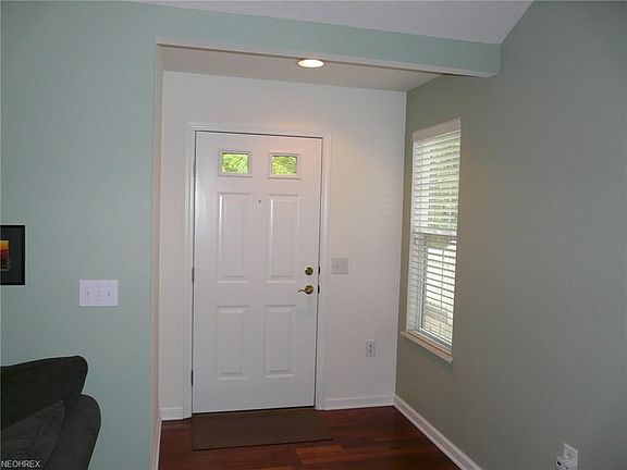 2nd image of 1405 Newman Dr