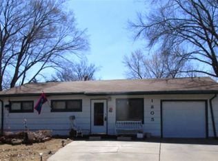 1805 SE 23rd St, Topeka, KS 66605