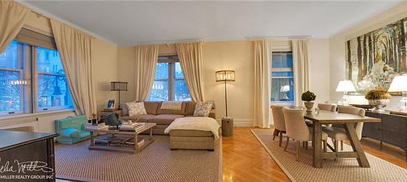3rd image of 26 E 63rd St APT 2A