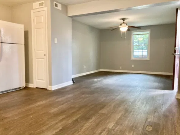 626 Dashland Dr #B, Fayetteville, NC 28303