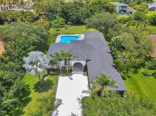 12261 NW 7th St, Plantation, FL 33325