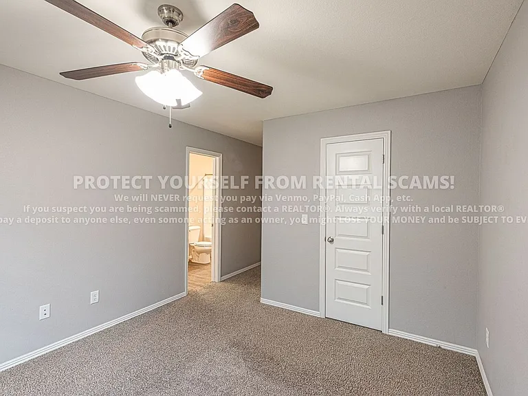 1272 N Corsica Dr — Photo 13
