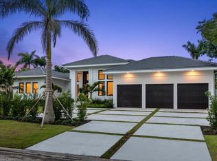 3232 Regatta Rd, Naples, FL 34103