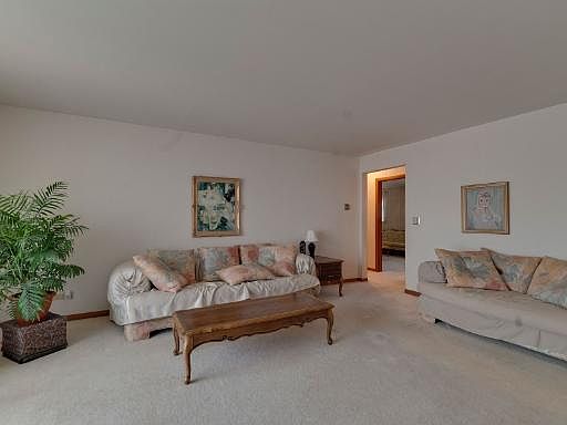 2nd image of 4825 N Central Ave APT 302