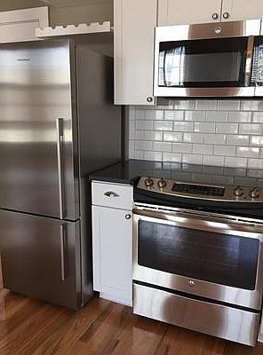 4th image of 14 Sanford St Unit 13