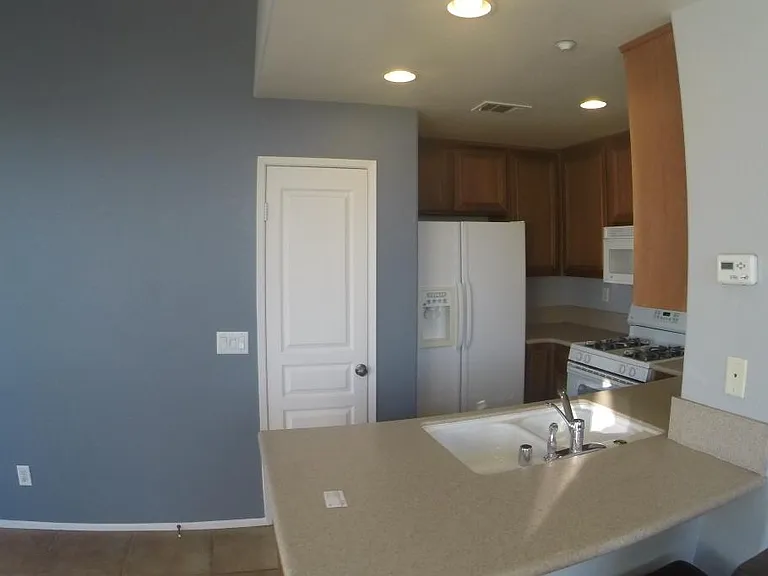 400 Almond Rd — Photo 6
