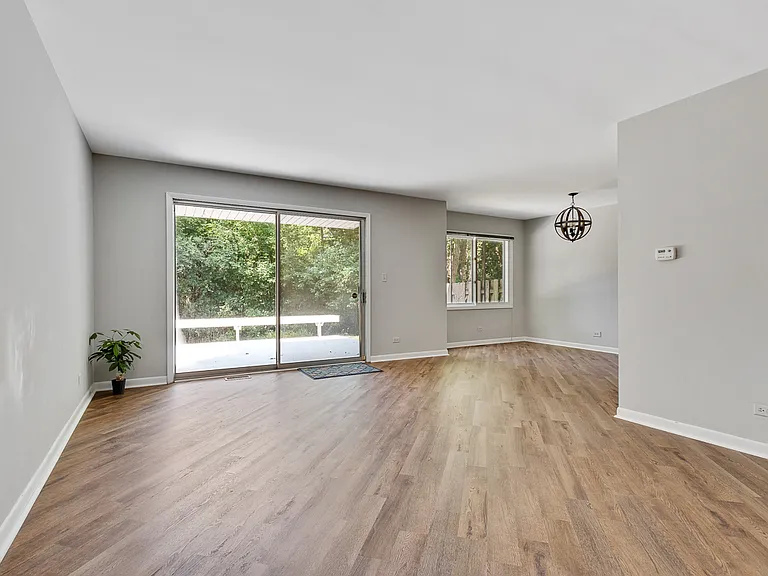 834 Swallow St — Photo 9