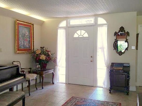 5th image of 4567 N Del Mar Ave