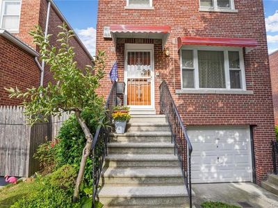 2316 Young Ave, Bronx, NY, 10469