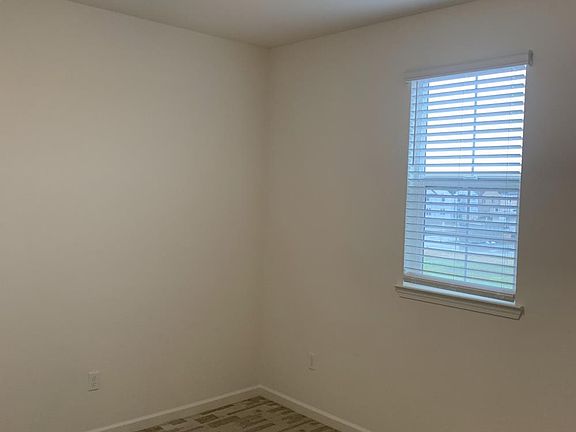 5th image of 8775 Crimson Ridge Way