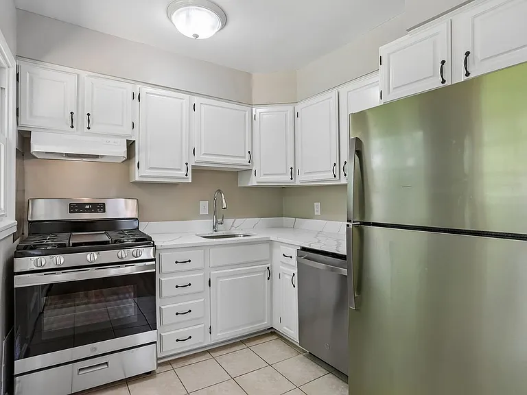 11105 Stillwater Ave — Photo 2