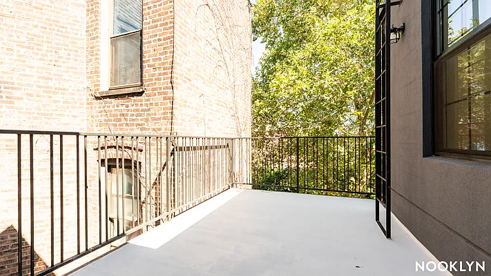 Rented by Nooklyn NYC LLC | media 13