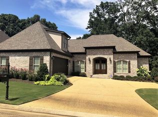 130 Courtland Dr, Saltillo, MS 38866