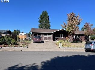 927 Travis Ave, Eugene, OR 97404