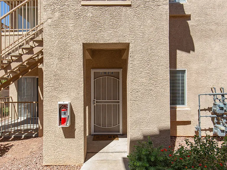 2110 Los Feliz St #1028 — Photo 4