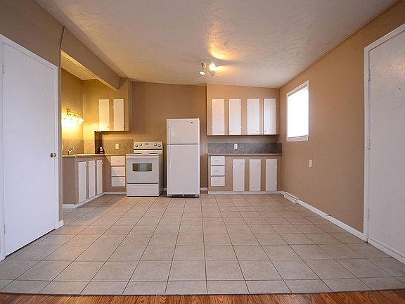 3rd image of 9308 Binney St #9310
