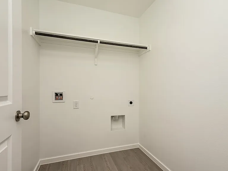 2213 La Vista Ln — Photo 9