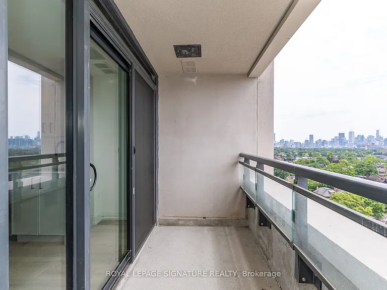 785 Dovercourt Rd #1105 — Photo 31