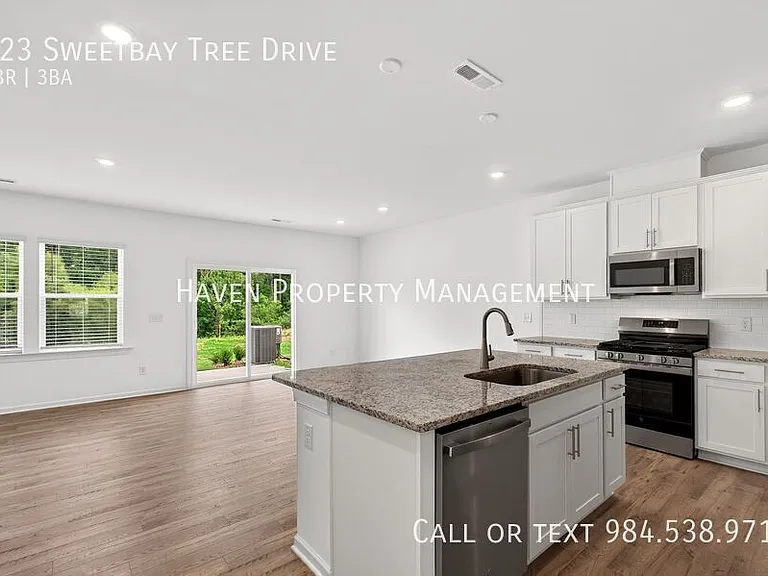 323 Sweetbay Tree Dr — Photo 7