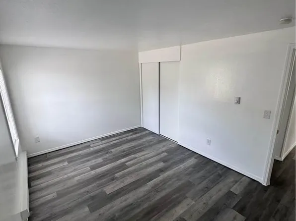 406 E George St APT 5, Kent, WA 98031