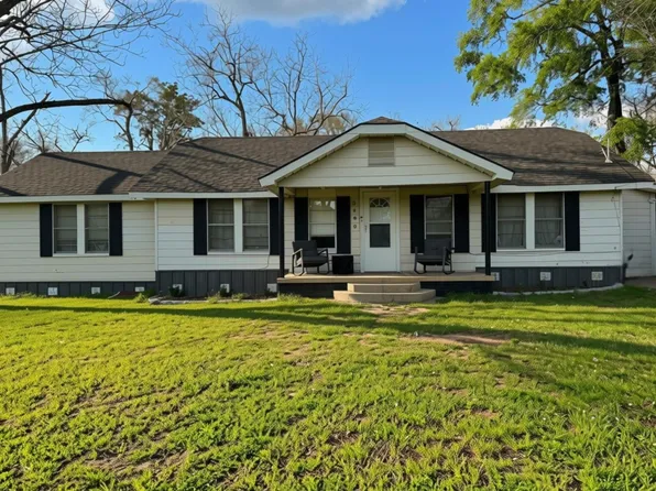 3449 State Highway 42 S, Henderson, TX 75654