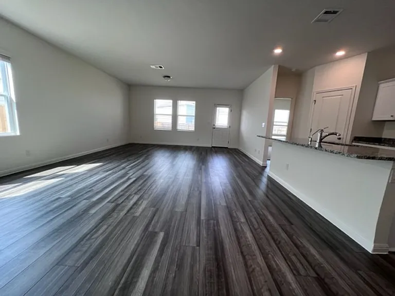 130 Rubrum Rd — Photo 10