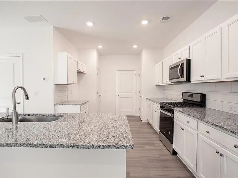 5935 Osgood Pl — Photo 7