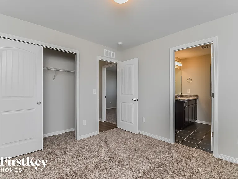 6470 Chaplin Dr — Photo 7