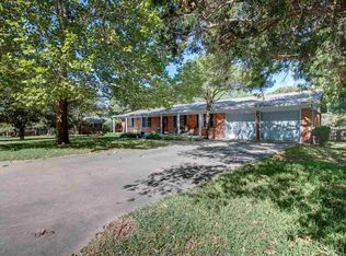 9209 Lark Dr, Woodway, TX 76712