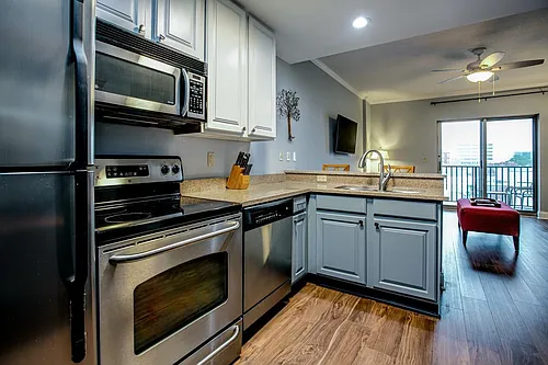 215 W College Ave Photo 1